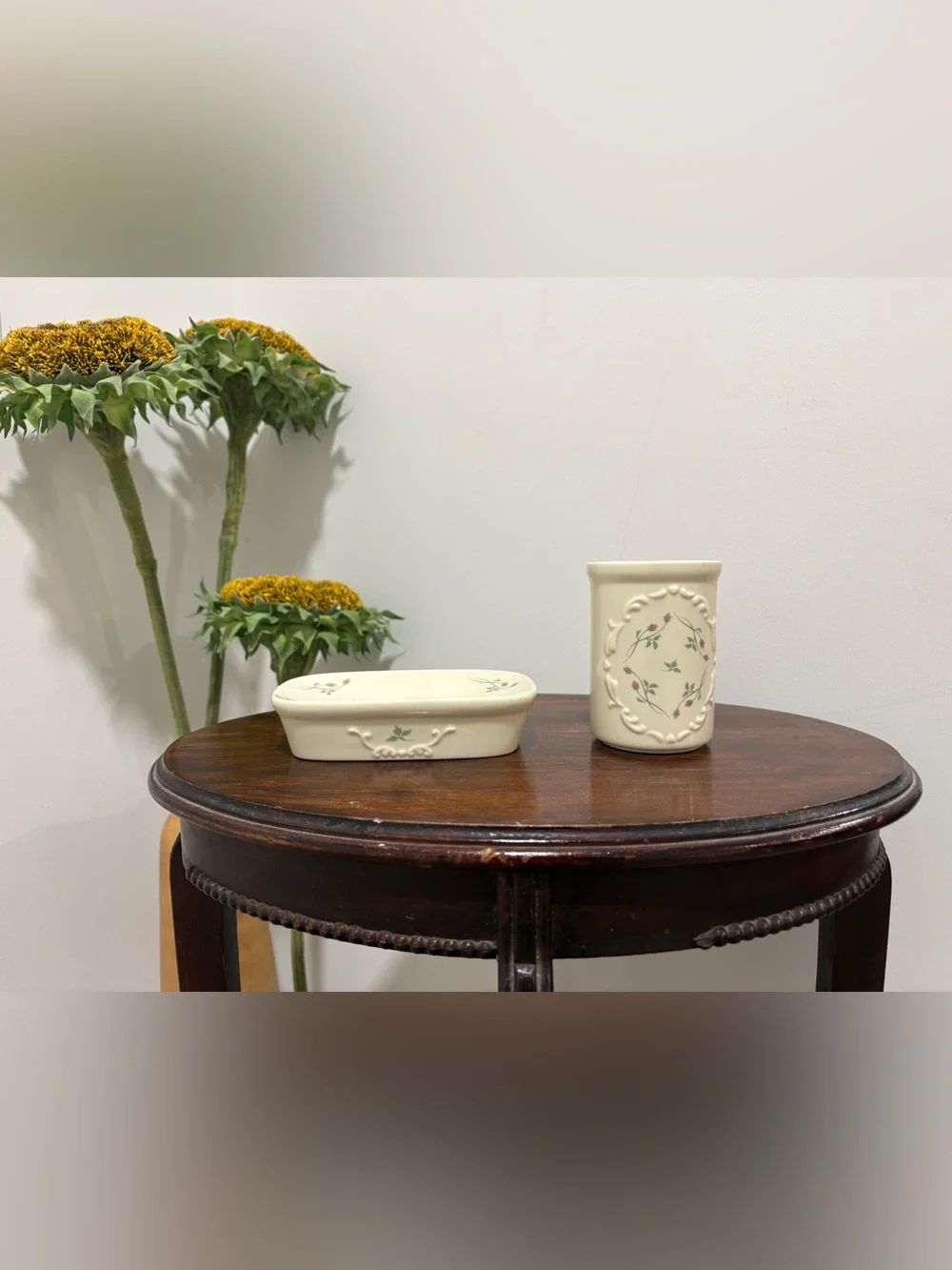Lenox Rose Manor Soap Dish and Tumbler
